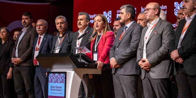 Arzu Çerkezoğlu: Meselemiz demokratik bir cumhuriyeti inşa etmektir