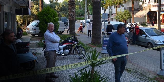 Yüksek sesli müzik tartışması kanlı bitti... Yaşlı kadın çapayla öldürüldü