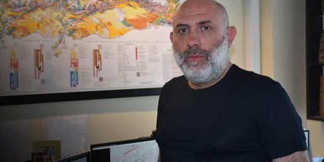 Doç. Dr. Sümer Kahramanmaraş felaketini yorumladı... İki öncü deprem afetin habercisiymiş