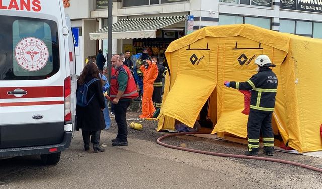 Kimyasaldan zehirlendiler: 14 kişi hastanelik…