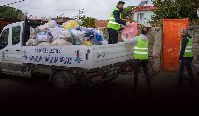 Dikili Belediyesi’nden yakacak yardımı