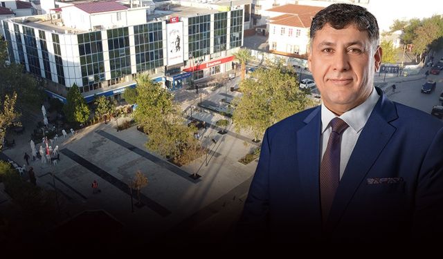 Menderes’te öğrencilerin cebi de yüzü de gülüyor