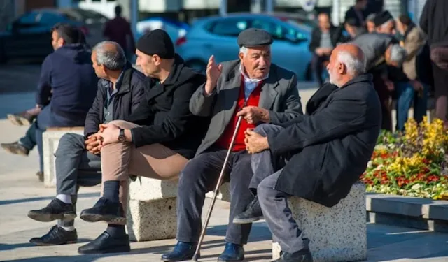 Çalışan emekliler için ikramiye talimatı…