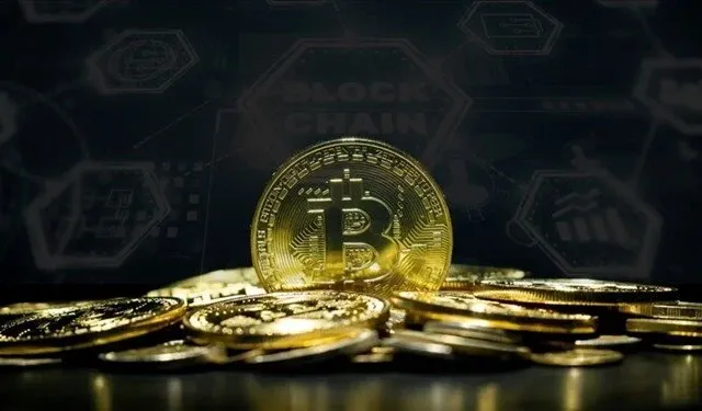 Bitcoin 18 ayın zirvesinde