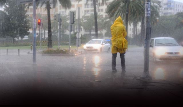 Meteoroloji uyardı! İzmir için kuvvetli sağanak