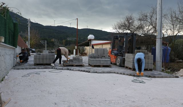 Başkan Sengel müjdeyi verdi... 10 bin metrekare yol yapılacak!