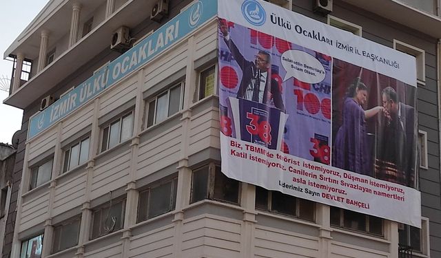 Ülkü Ocakları'ndan CHP Liderine Pankartlı protesto