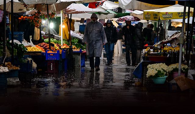 Sıcaklıklar günden güne artıyor... İzmir'de yeni haftada hava nasıl olacak?