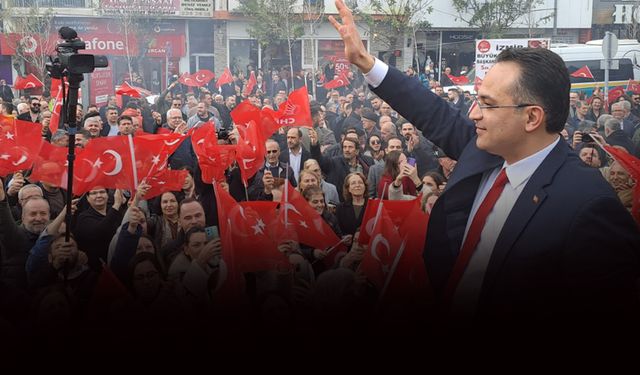 Aday Adayı Atila’ya Bornova’da Sevgi Seli... Yerinde dönüşüm müjdesi!