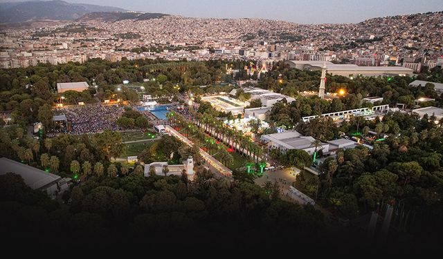 İZKİTAP baharın coşkusuyla Kültürpark’ta