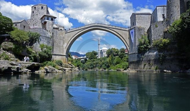 Mostar Köprüsü tartışma konusu oldu