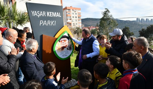 Yaşar Kemal Parkı Çiğli’de törenle açıldı