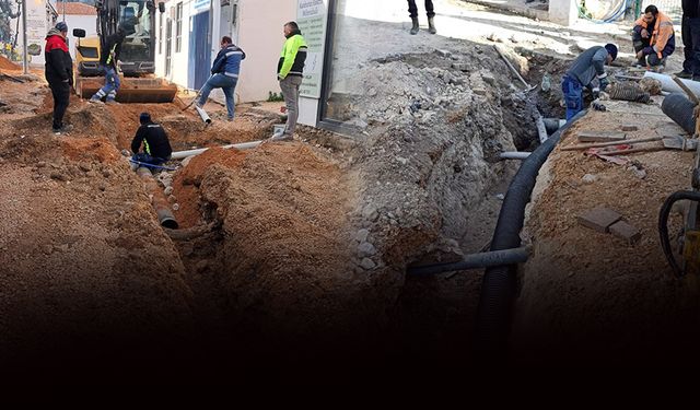 Karaburun Cumhuriyet Caddesi atık su hattına kavuştu