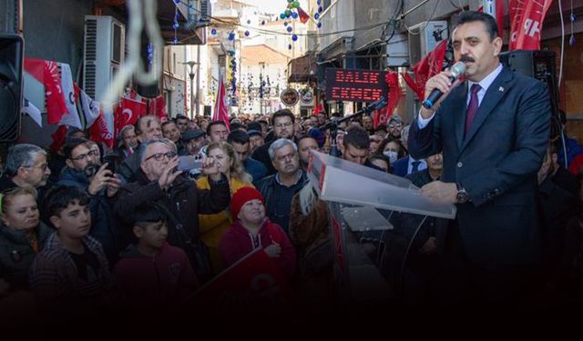 Başkan Kırgöz’den miting gibi ziyaret... Sokaklar dolup taştı!