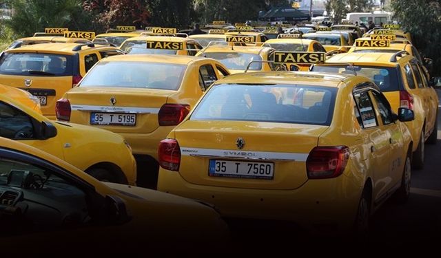 İzmir'de taksi şoförü ile yolcular arasında ücret kavgası! 3 kişi yaralandı