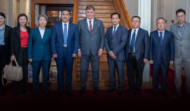 Başkan Tugay, Çin'in  Gansu Eyaleti heyetini ağırladı... Yeni iş birliği alanları görüşüldü