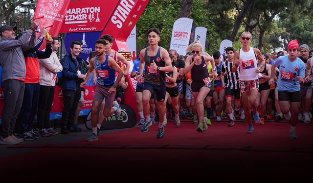 Uluslararası İzmir Maratonu başladı... 8 bin sporcunun katıldı