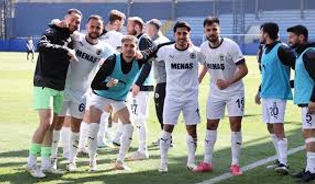 Menemen FK Play-Off'u sağlama aldı