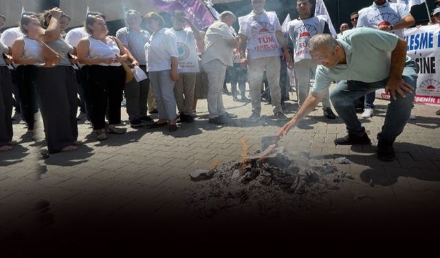 Bayram geçti, Büyükşehir'de kriz geçmedi... Memurlar bordro yaktı!