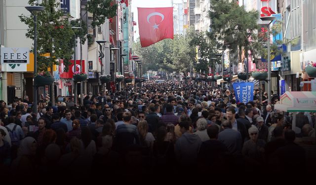 Karşıyaka’nın geleceği için söz halkta... 25 soruluk anket!