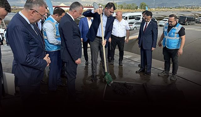 Çevre Bakanlığı İzmit Körfezi’ndeki koku ve kirlilik sorununu çözdü... Sıra İzmir Körfezi'ne zaman gelecek?