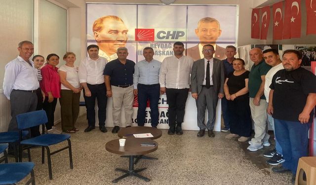 CHP Beydağ'da flaş gelişme: İlçe başkanı istifa etti