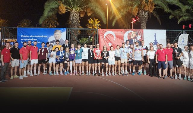 İzmir'de sokak basketbolu heyecanı devam ediyor!