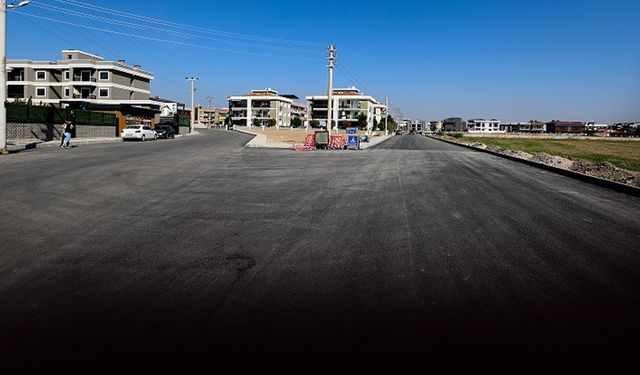 Menderes'te asfalt seferberliği... Yollar yenileniyor!