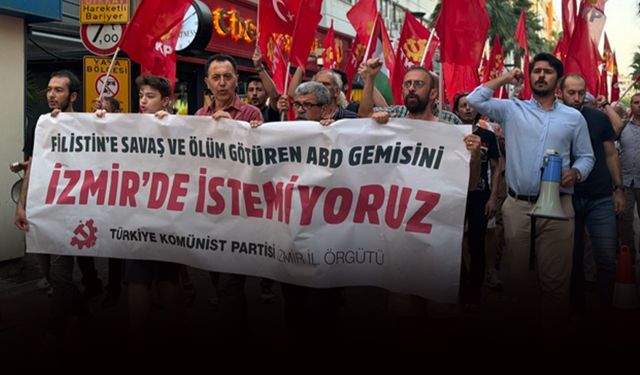 İzmir’de ‘savaş gemisi’ krizi sürüyor... Bu kez yumurtalı eylem!