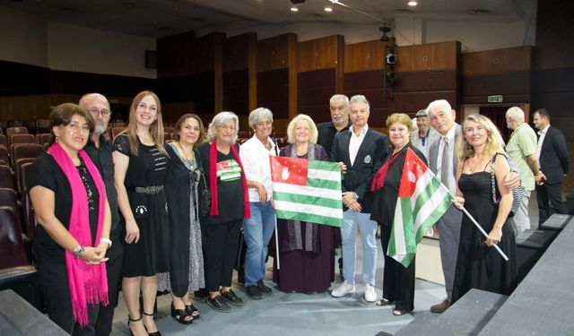 Abhazya'nın Bağımsızlık Günü İzmir'de kutlandı