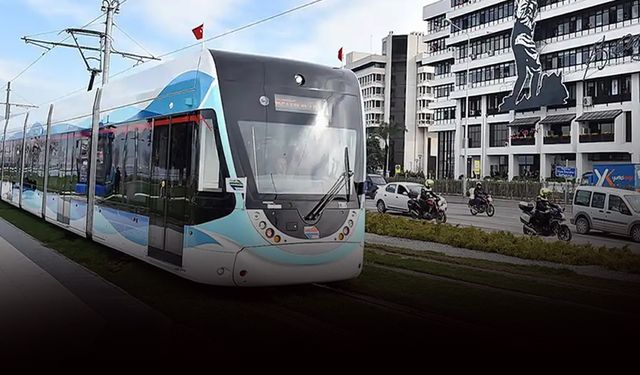 İzmir'de tramvay seferlerine 'Maraton' ayarı!