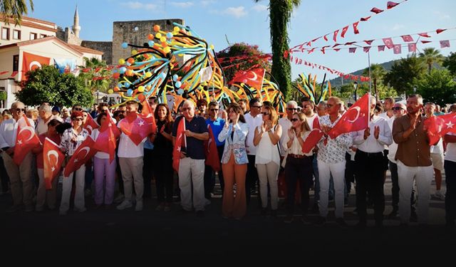 Çeşme Festivali, “90’larda Çeşme” teması ile başladı!