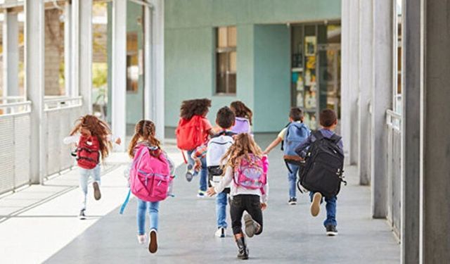 Okullarda ilk zil 'uyum haftası' için çaldı