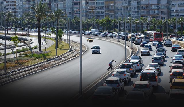 TÜİK rakamları açıkladı... İzmir'de trafiğe kayıtlı araç sayısında artış!