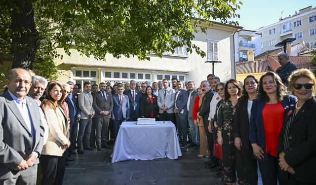 Bornova'da Muhtarlar Günü dayanışması