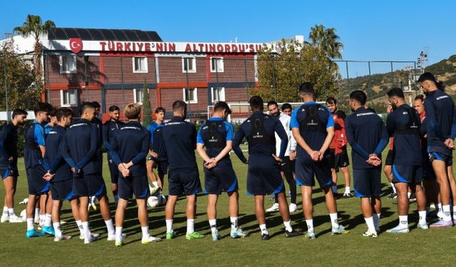 Altınordu zirve yolunda Fethiyespor'la karşılaşacak