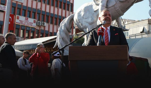 CHP'den Menemen'de alternatif bayram kutlaması... Aslanoğlu'ndan AK Parti MHP ve İYİ Parti'ye sert eleştiriler