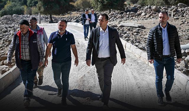 Bornova'da yol sorunları çözülüyor! Kırsal mahallelere ulaşım kolaylığı