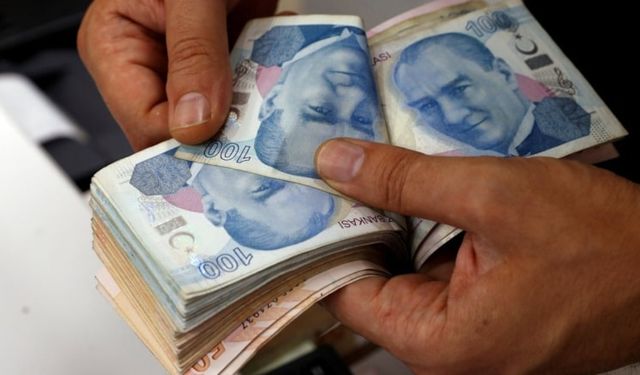 Merkez Bankası'nın anketi sonrası maaş tablosu değişti: Ocak ayında kim ne kadar zam alacak?