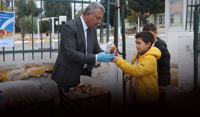 Güzelbahçe Belediyesi’nden öğrencilere kahvaltı desteği