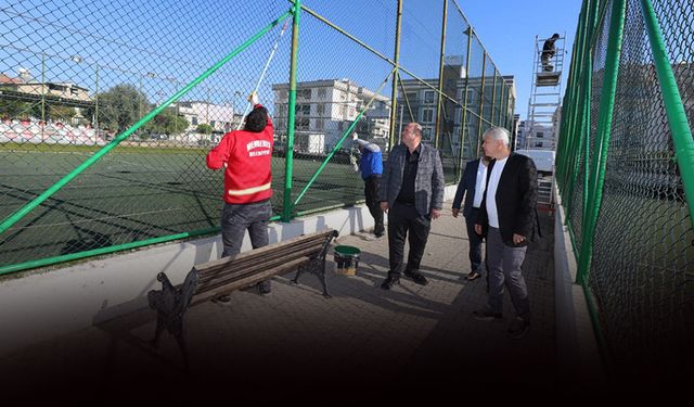 Başkan Çiçek talimatı verdi: Menderes'te sahalar yenileniyor