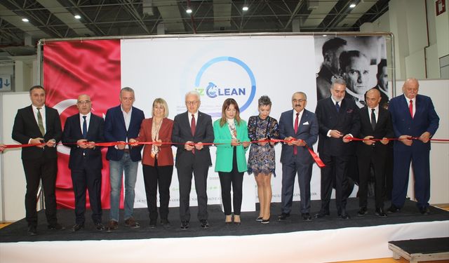 İzmir'de endüstriyel temizlik fuarı İZCLEAN kapılarını açtı