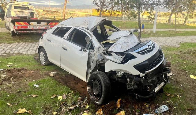 Hakimiyeti kaybedip takla attı... Sürücü ağır yaralı!