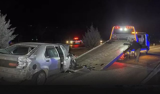 İzmir yolunda zincirleme kaza! 3 kişi yaralandı