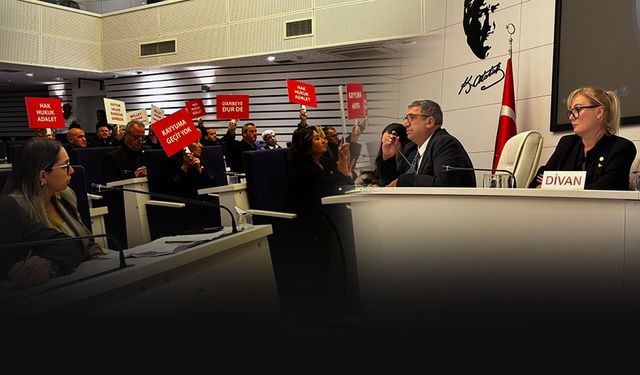 Buca'da kayyım protestosuna tepki... Gergin meclis