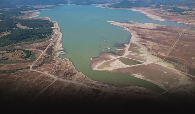 İzmir'in barajları için tehlike çanları çalıyor! Uzmanından su kullanımı uyarısı