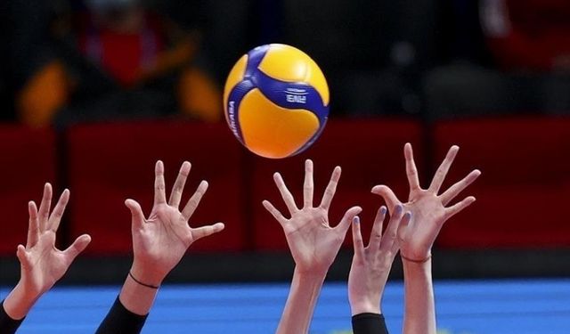 Voleybolda Göztepe ve Karşıyaka evinde