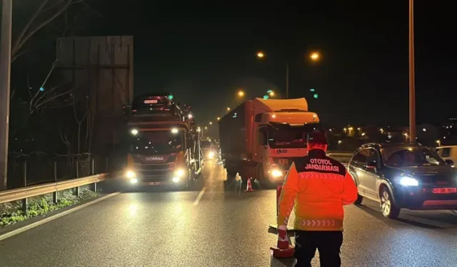 TEM Otoyolu'nda zincirleme kaza: Trafik durma noktasına geldi