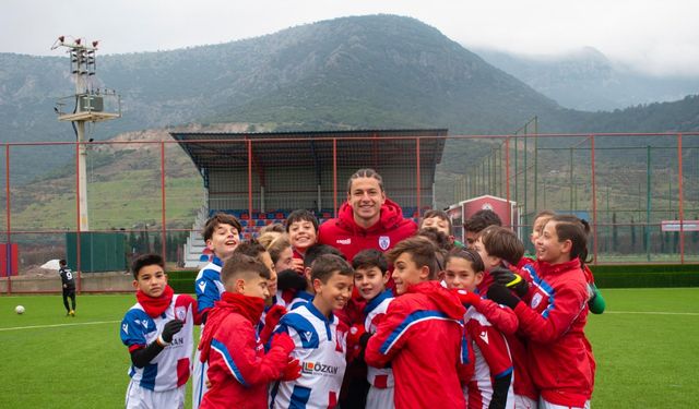 Altınordu Başkanı Özkan'dan Enis Destan yorumu