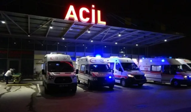 Denizli'de trafik kazasında 3 polis memuru yaralandı